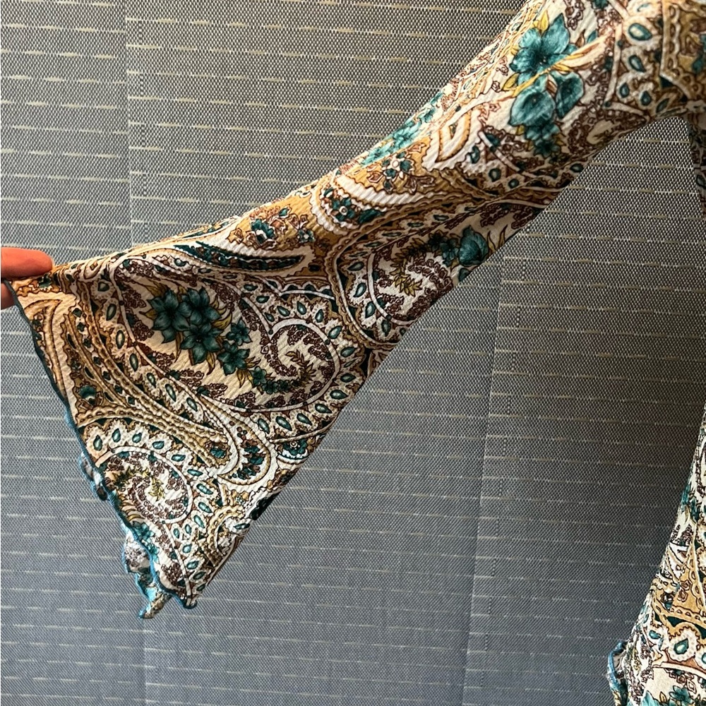 Rave Flare Sleeve Boho Blouse - Picture 5 of 8